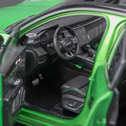 1:18 LYNK&CO 05