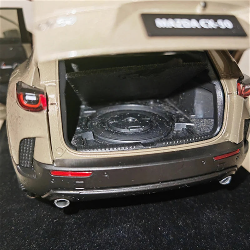 1:18 MAZDA CX-50