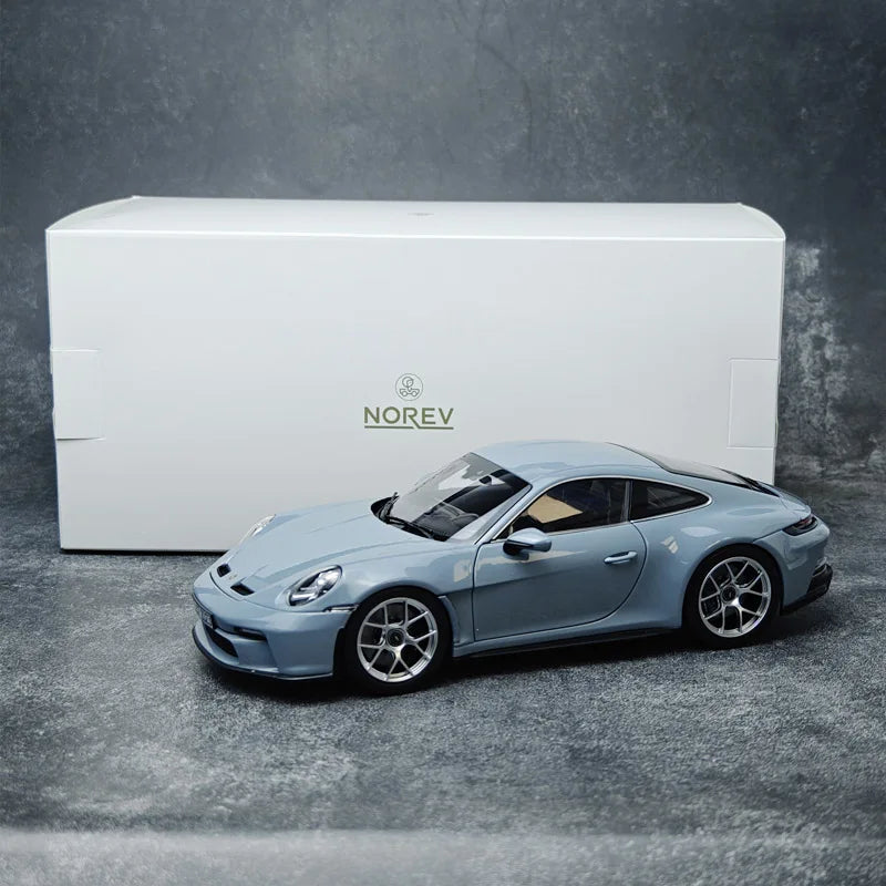 1:18 Porsche 911 ST 2023