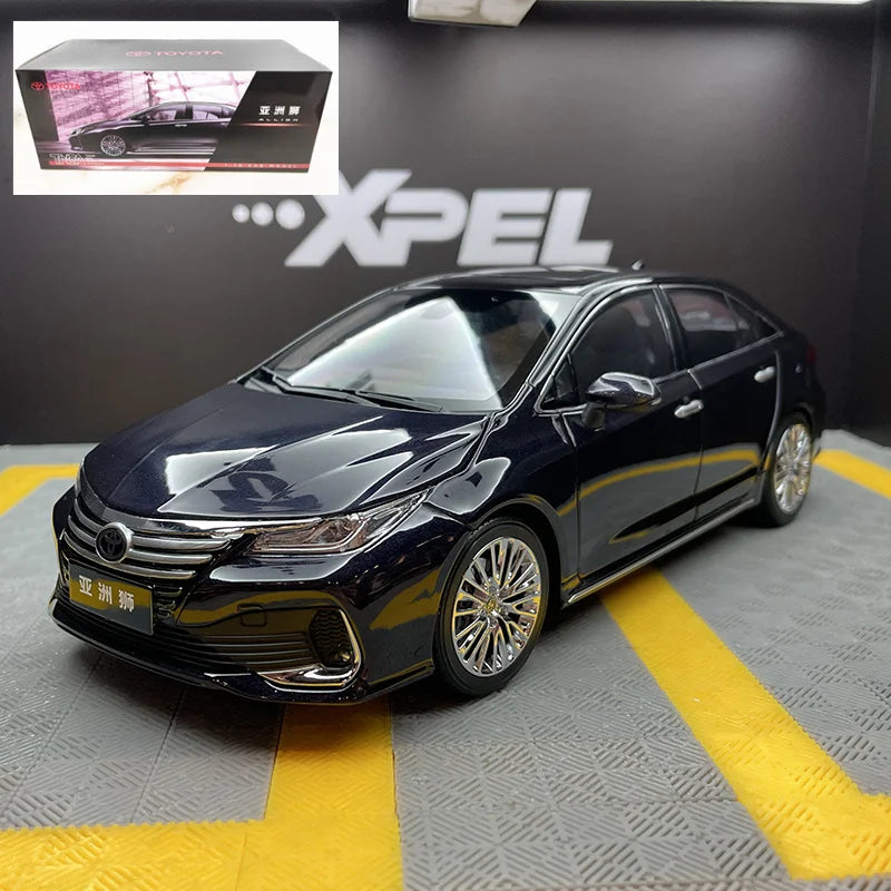 1:18 TOYOTA ALLION 2021