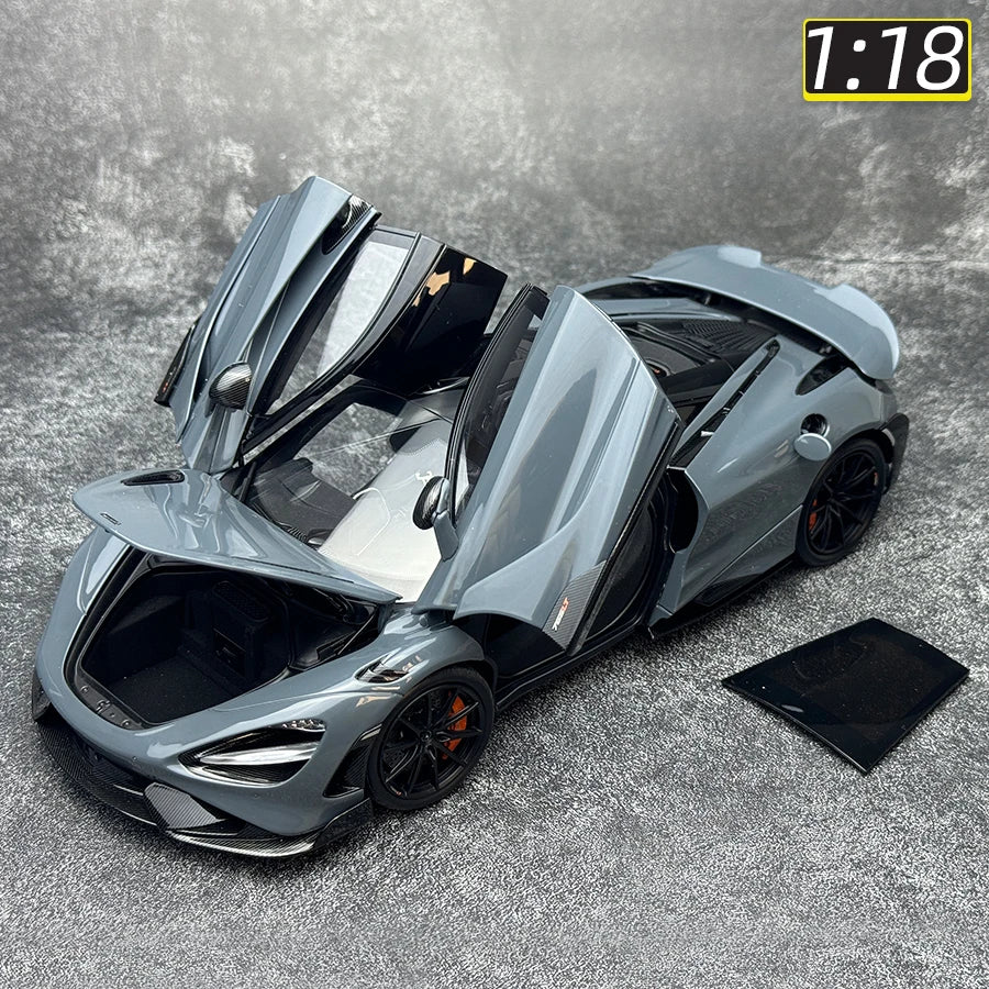 1:18 McLaren 765LT