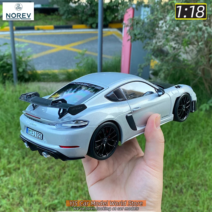 1:18 Porsche 718 Spyder RS 2023