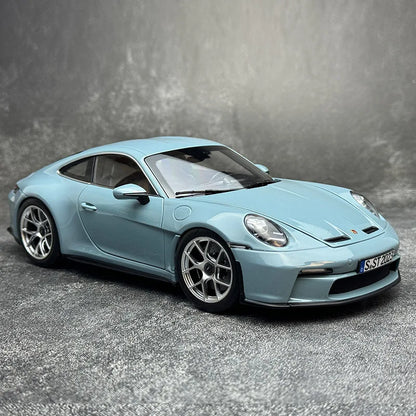1:18 Porsche 911 ST 2023