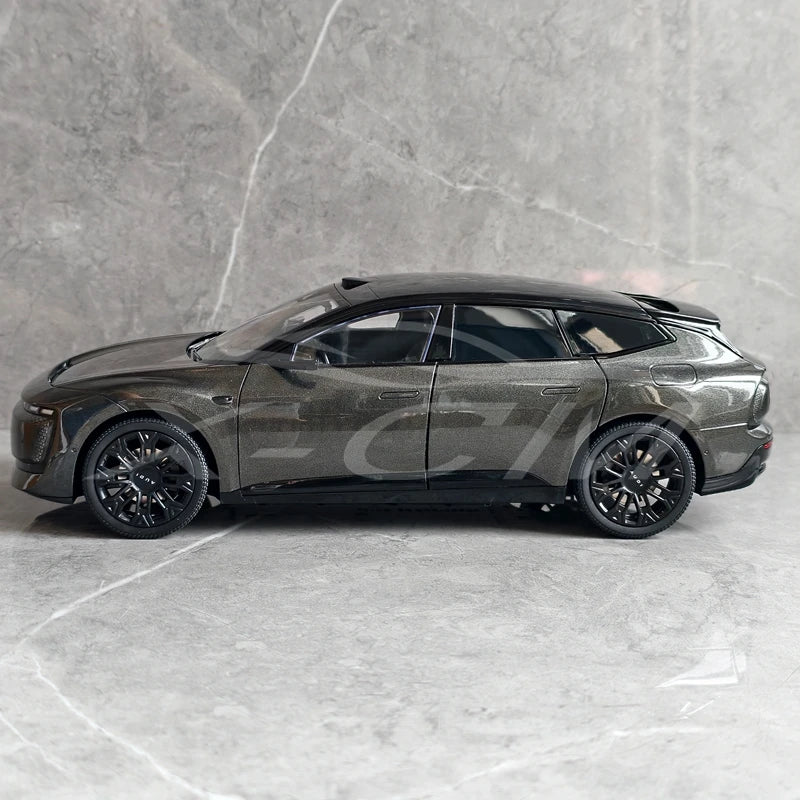 1:18 Audi E5 Sportback