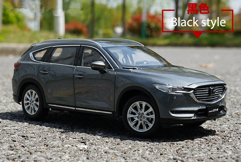 1:18 MAZDA CX8