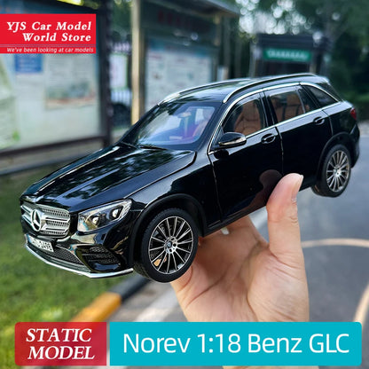 1:18 Mercedes Benz GLC63 AMG 2015