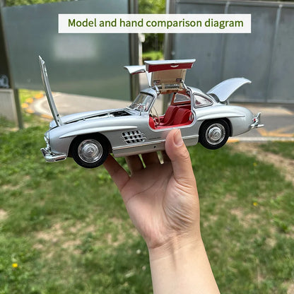 1:18 Mercedes-Benz 300SL Coupe