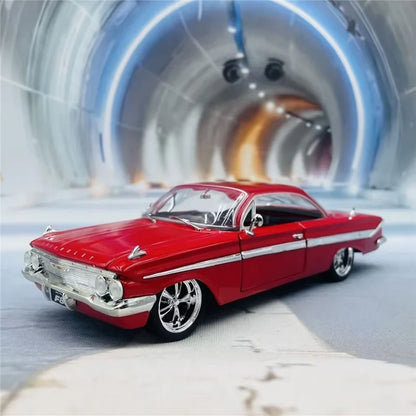 1:24 1961 Impala Classic