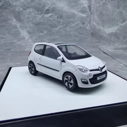 1:43 ‌Renault Twingo 2