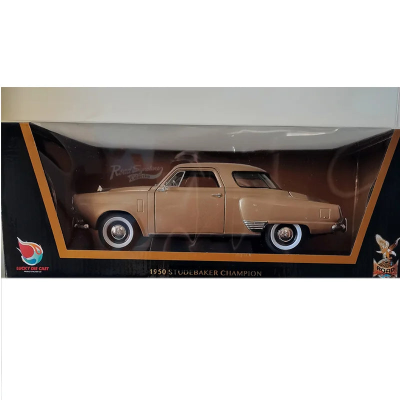 1:18 1950 Studebaker Champion