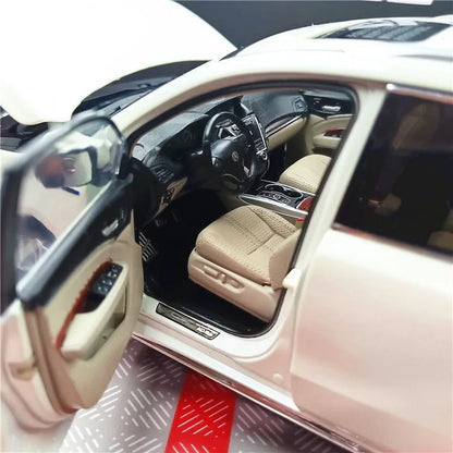 1:18 Acura MDX