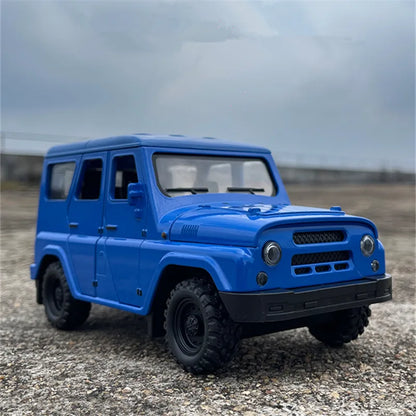 1:18 UAZ Hunter