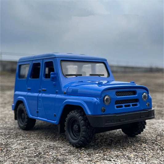 1:18 UAZ Hunter