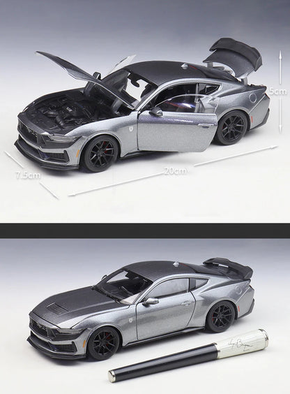 1:24 Mustang Dark Horse 2024