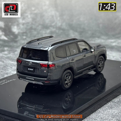 1:43  Toyota Land Cruiser LC300