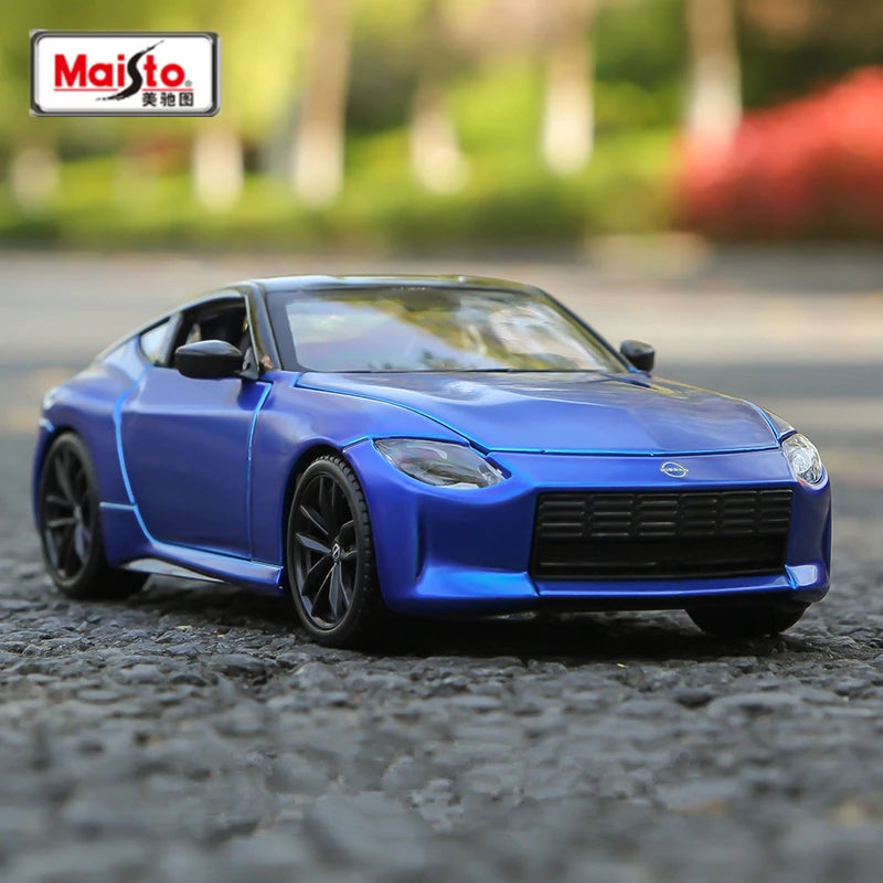 1:24 Nissan Z