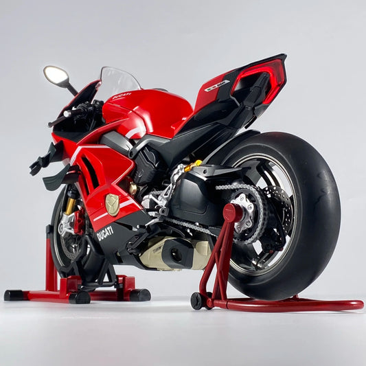 1:7 Ducati V4S