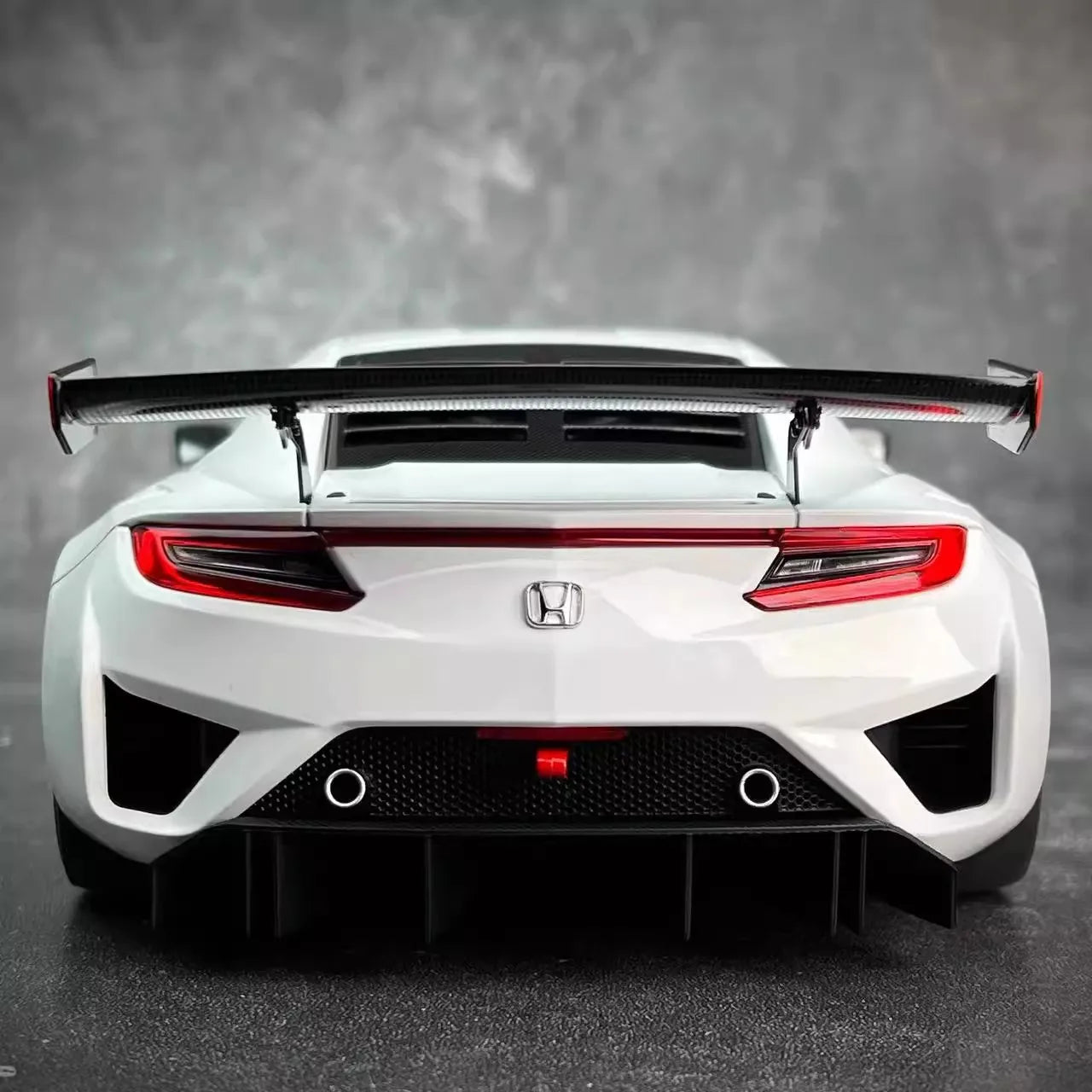 1:18 HONDA NSX GT3 2018