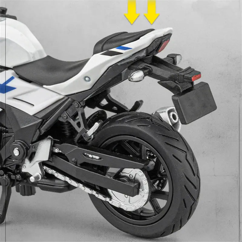 1:18 Suzuki GSX-250R