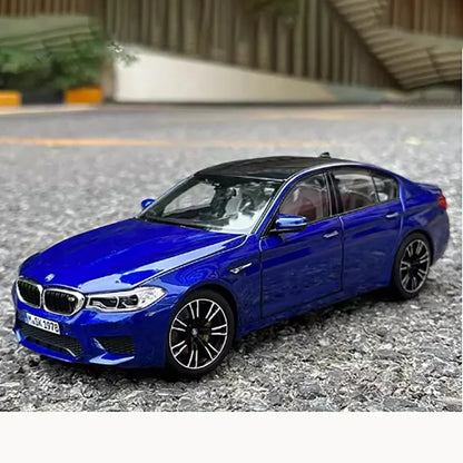 1:18 BMW M5 G30 2018