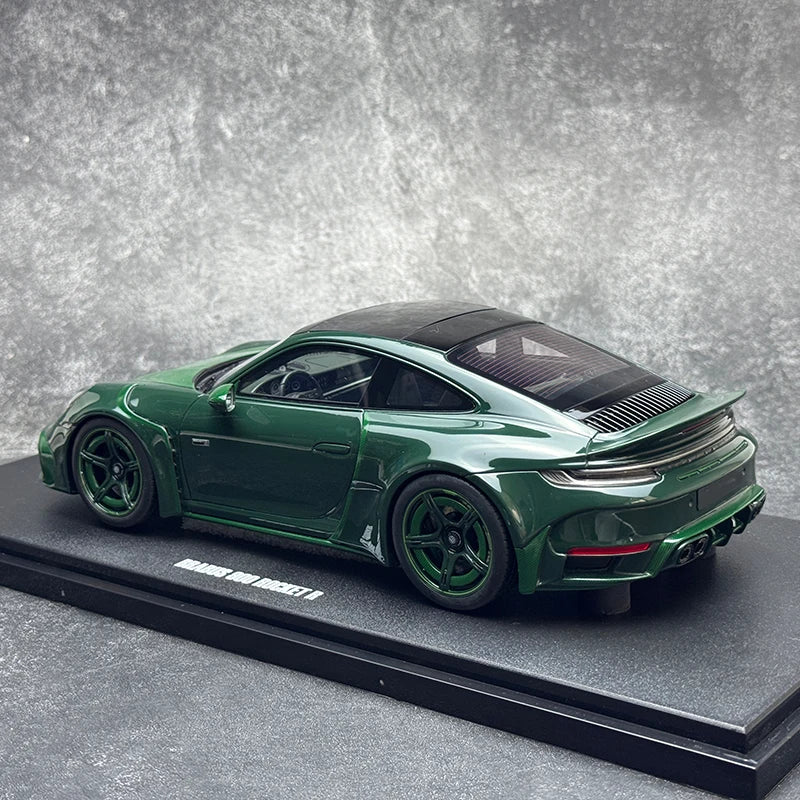 1:18 Porsche 900 ROCKET-R  2024