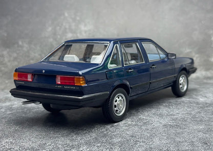 1:18 Volkswagen1983 Santana B2
