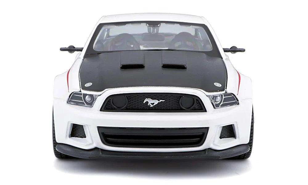 1:24 2014 Ford Mustang Street Racer