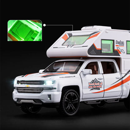 1:32 Chevrolet  Silverado Pickup RV