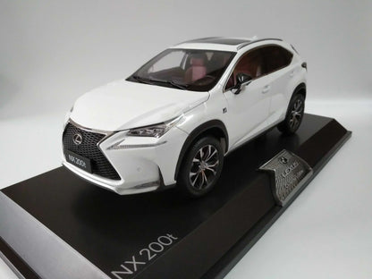 1:18 Lexus NX200t