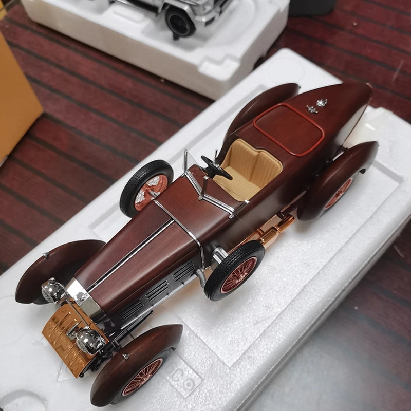 1:18 Tulipwood speedster H6C Wooden