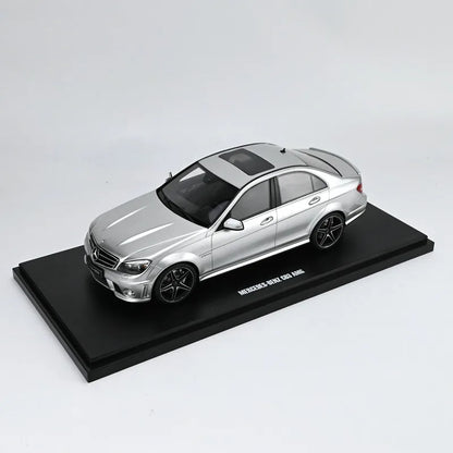 1:18 Mercedes-Benz C63 AMG Resin