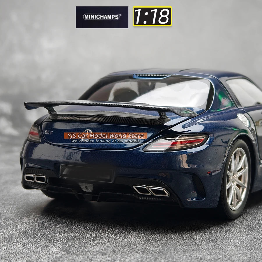 1:18 Mercedes-Benz SLS