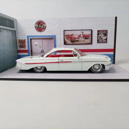 1:24 1961 Impala Classic