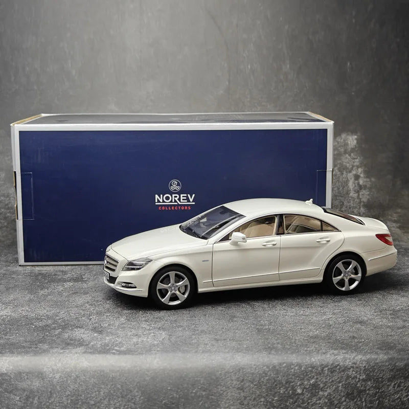 1:18 Mercedes Benz CLS CLASS COUPE 2011