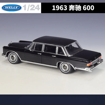 1:24 Mercedes-Benz 600