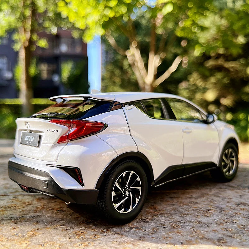 1:18 TOYOTA IZOA