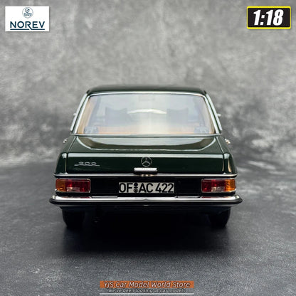 1:18 Mercedes-Benz 200 1968