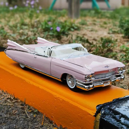 1:24 Pink Eldorado Biarritz Series 62