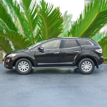 1:18 Mazda CX-7