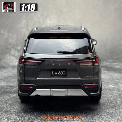 1:18 Lexus LX600