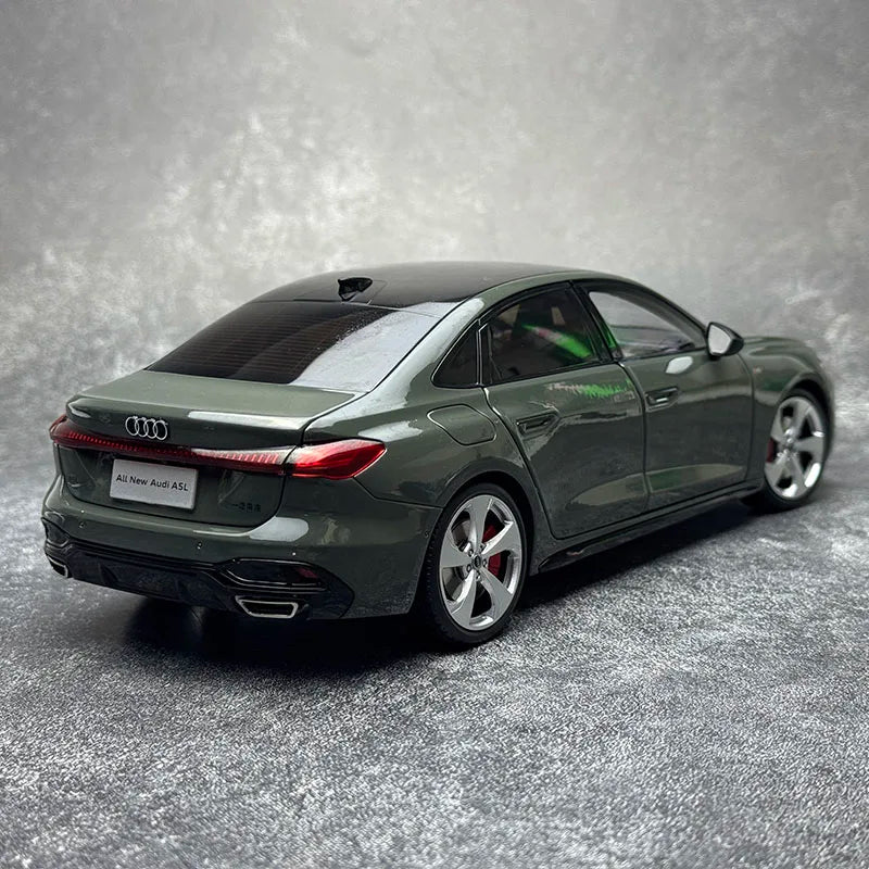 1:18 Audi A5L 2025