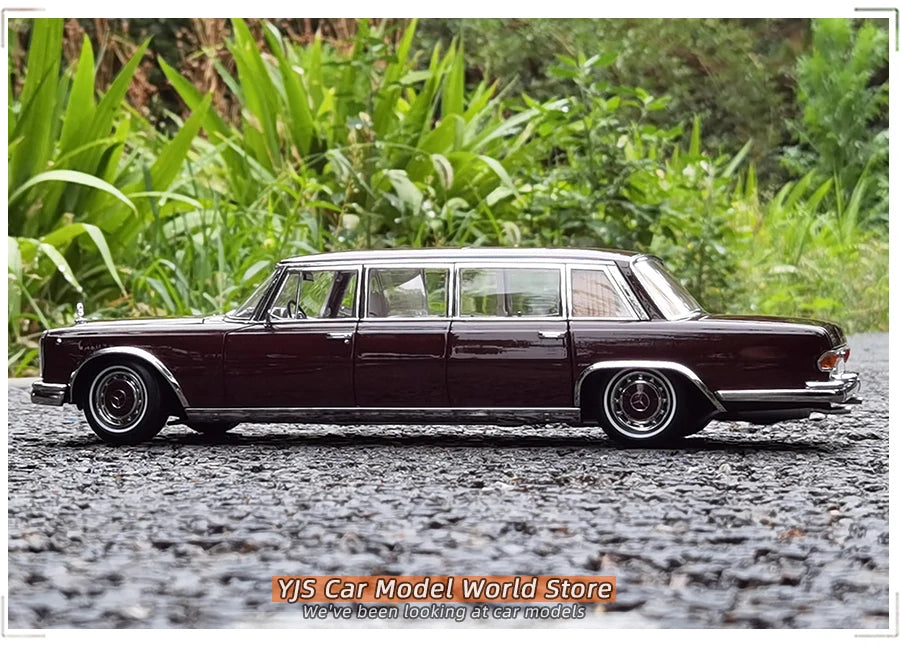 1:18 Mercedes-Benz Pullman MB 600