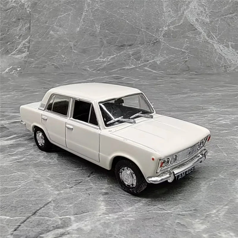 1:43 Fiat 125P
