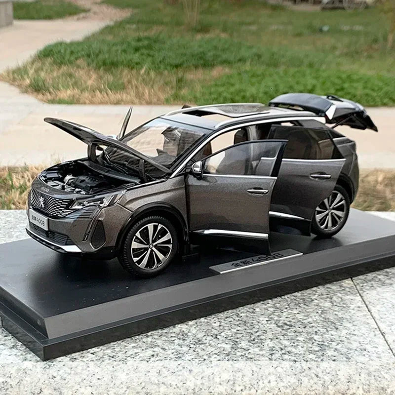 1:18 Peugeot 4008