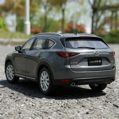 1:18 MAZDA CX8