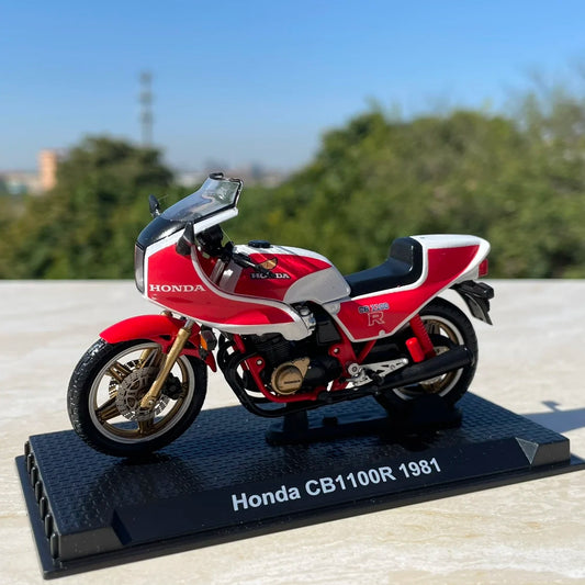 1:24 Honda Cb1100r 1981