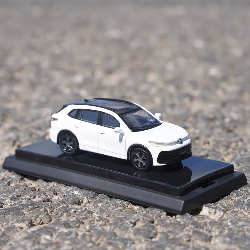 1:64 Volkswagen Passat Coupe Tiguan Teramont