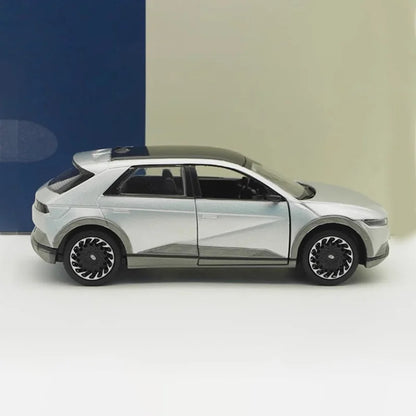 1:38 Huyndai IONIQ 5