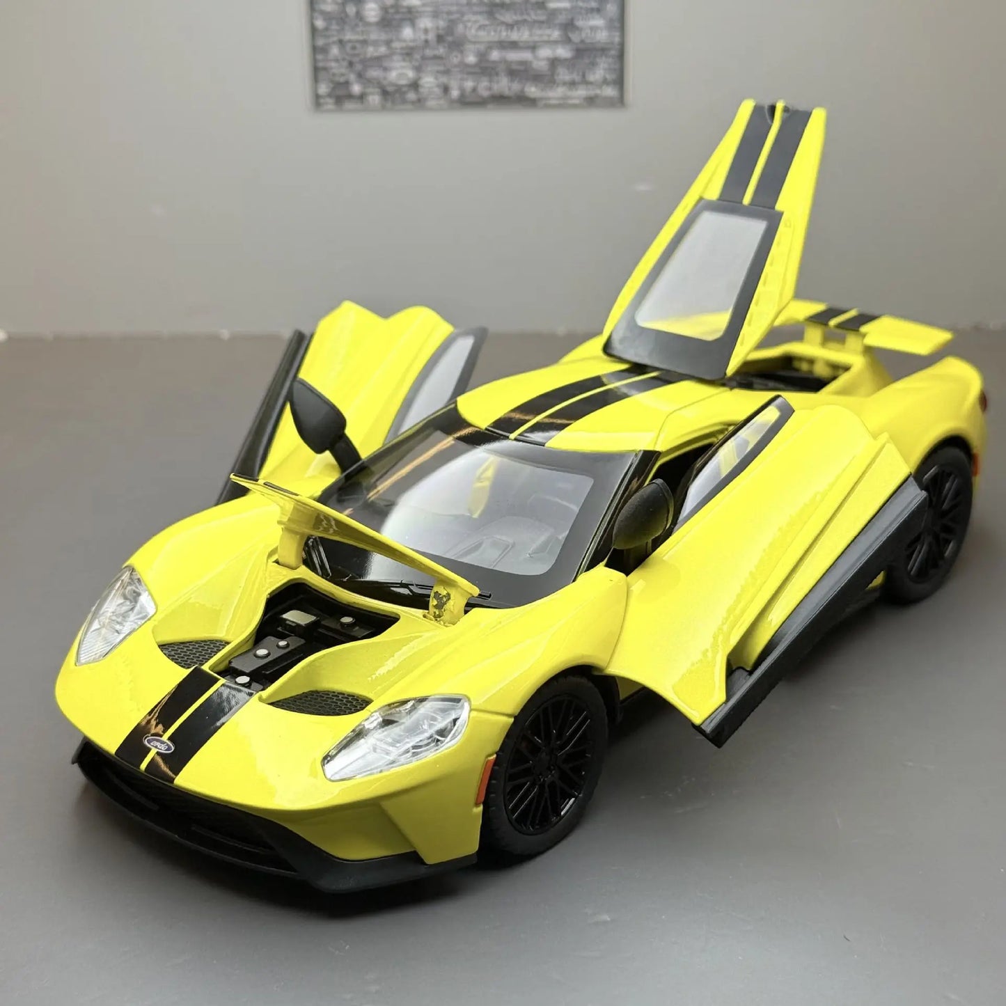 1:24 Ford GT