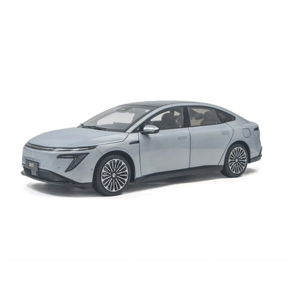 1:18 Nissan N7